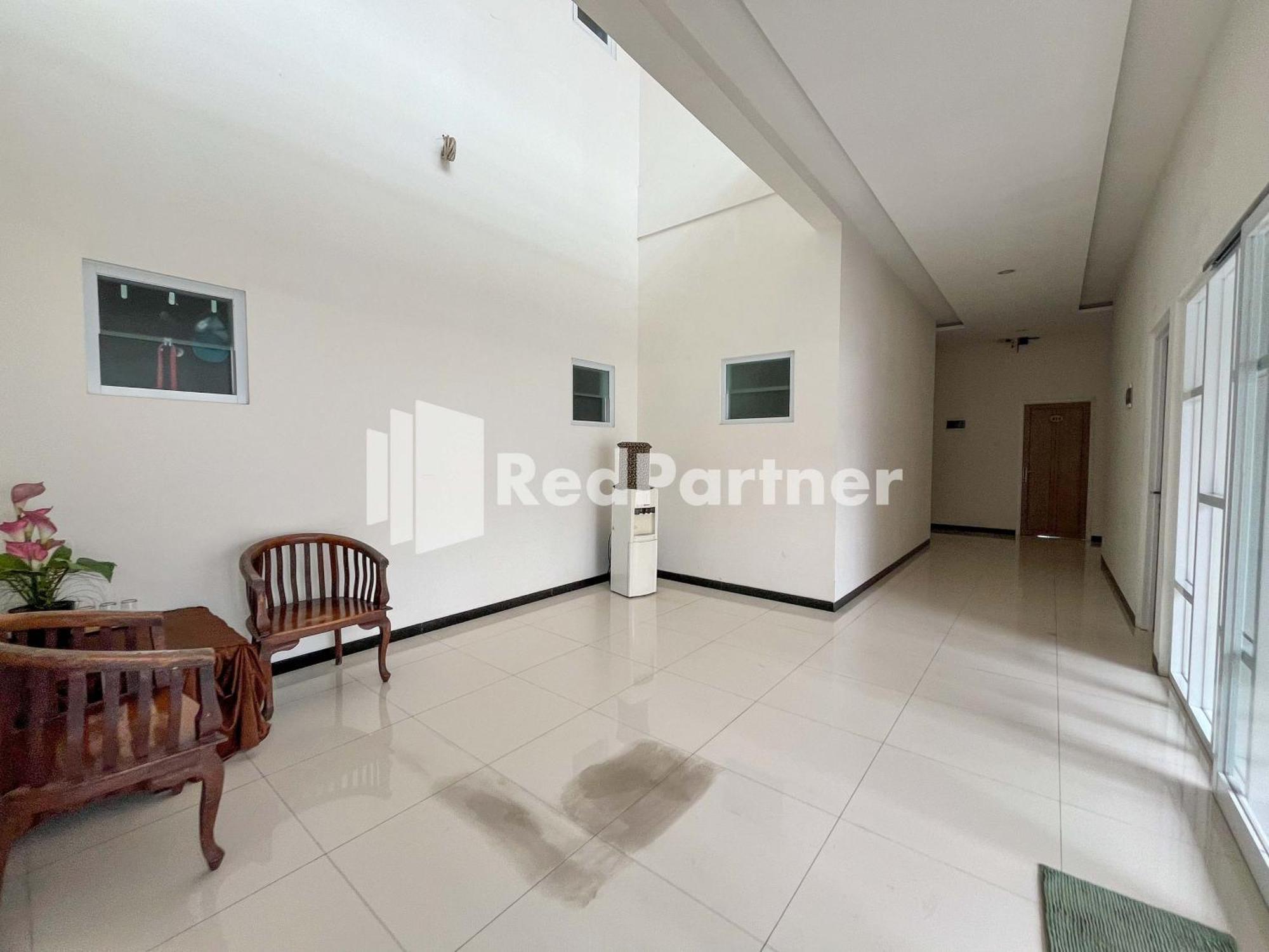 Griya Borobudur Malang Syariah Redpartner Blimbing  Buitenkant foto