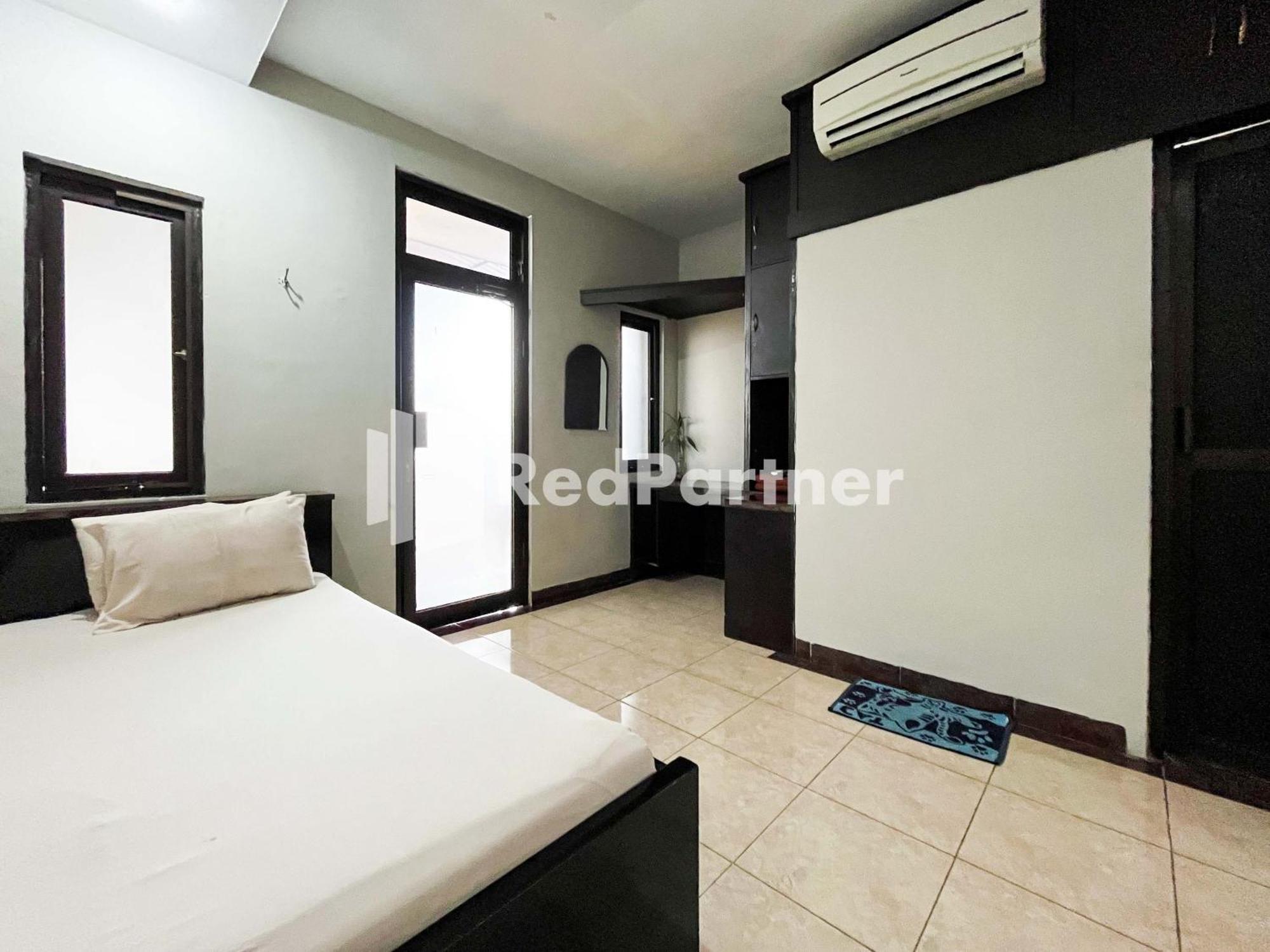 Griya Borobudur Malang Syariah Redpartner Blimbing  Buitenkant foto